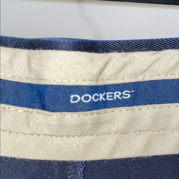 Dockers dark blue pleated pants - Picture 9 of 10